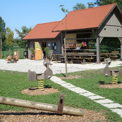 L'info center Ponirk e lo Stagno Vrbje